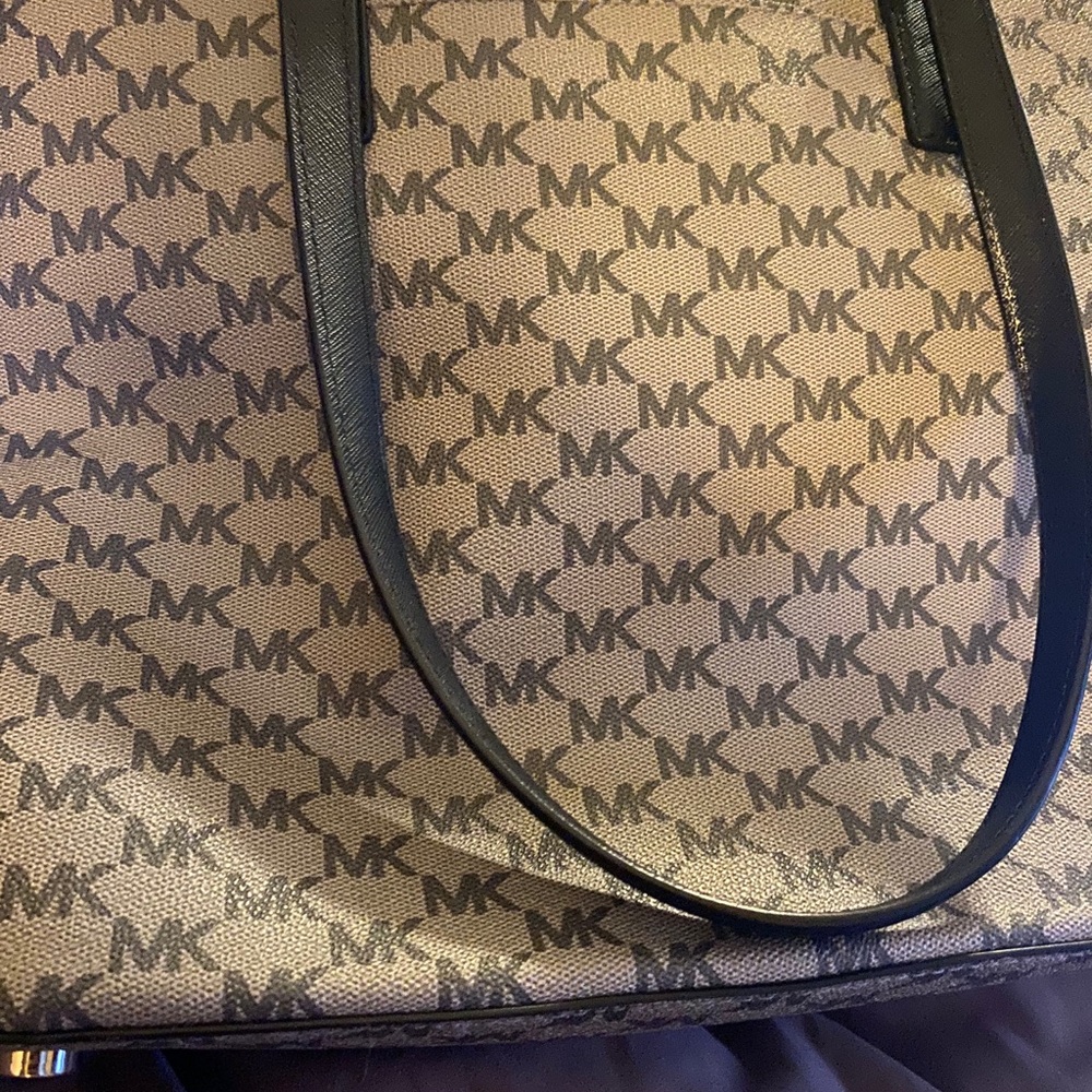 MK Tote